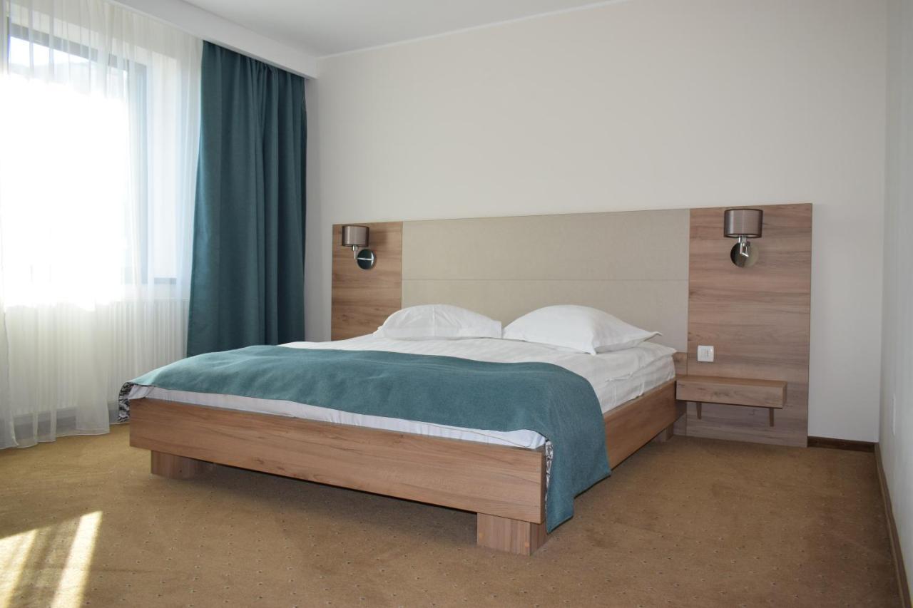 Hotel Regal Брашов Екстериор снимка