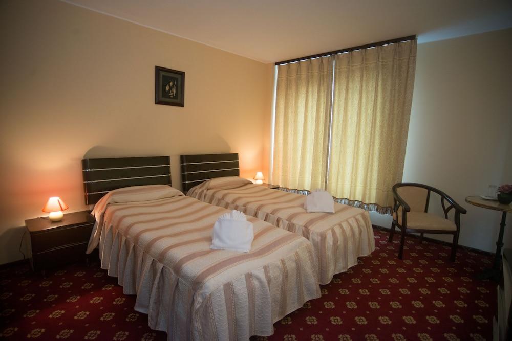 Hotel Regal Брашов Екстериор снимка