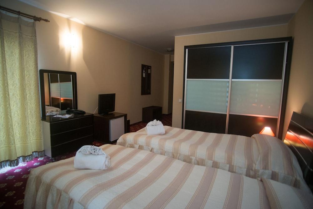 Hotel Regal Брашов Екстериор снимка