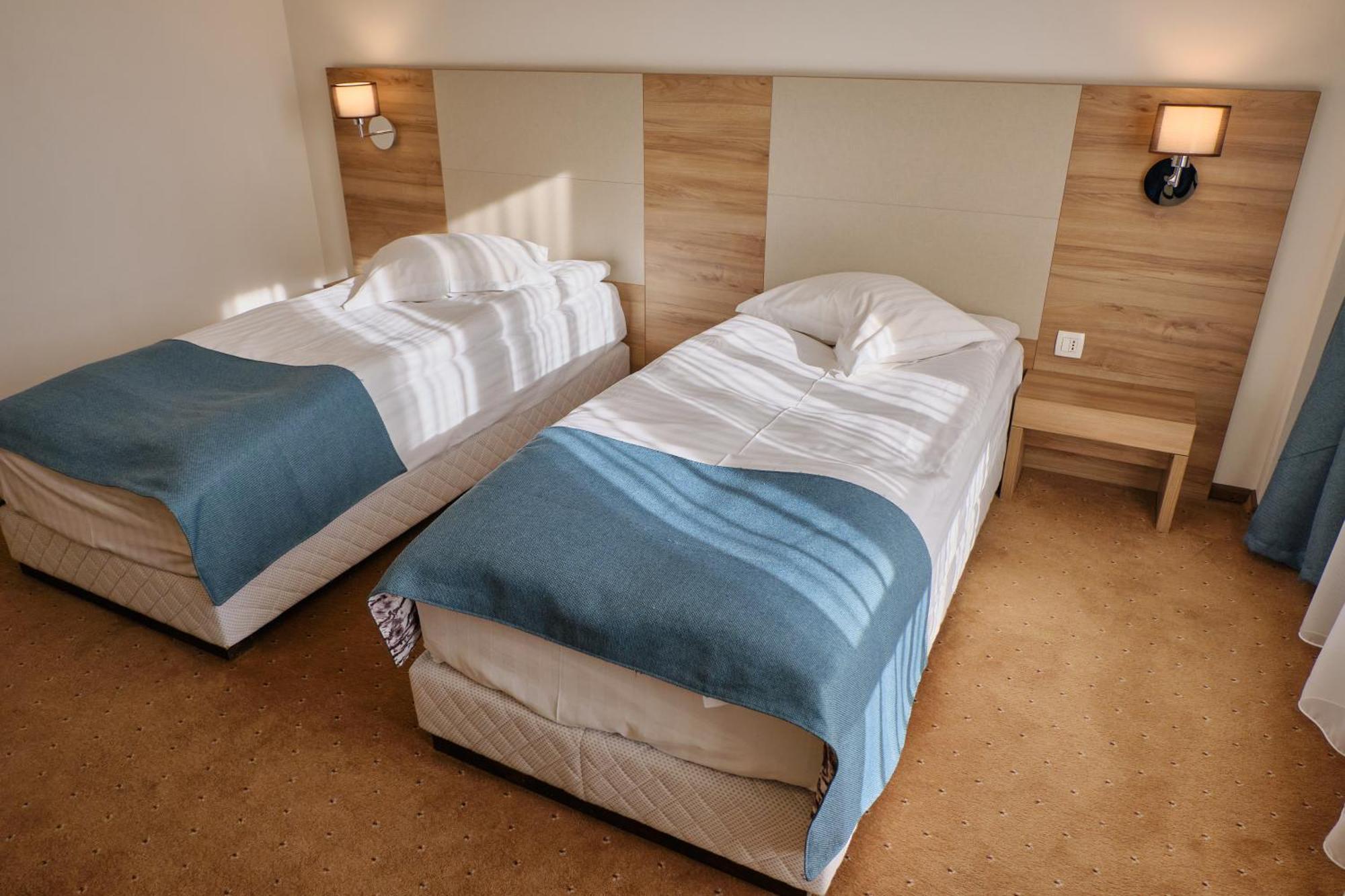 Hotel Regal Брашов Стая снимка