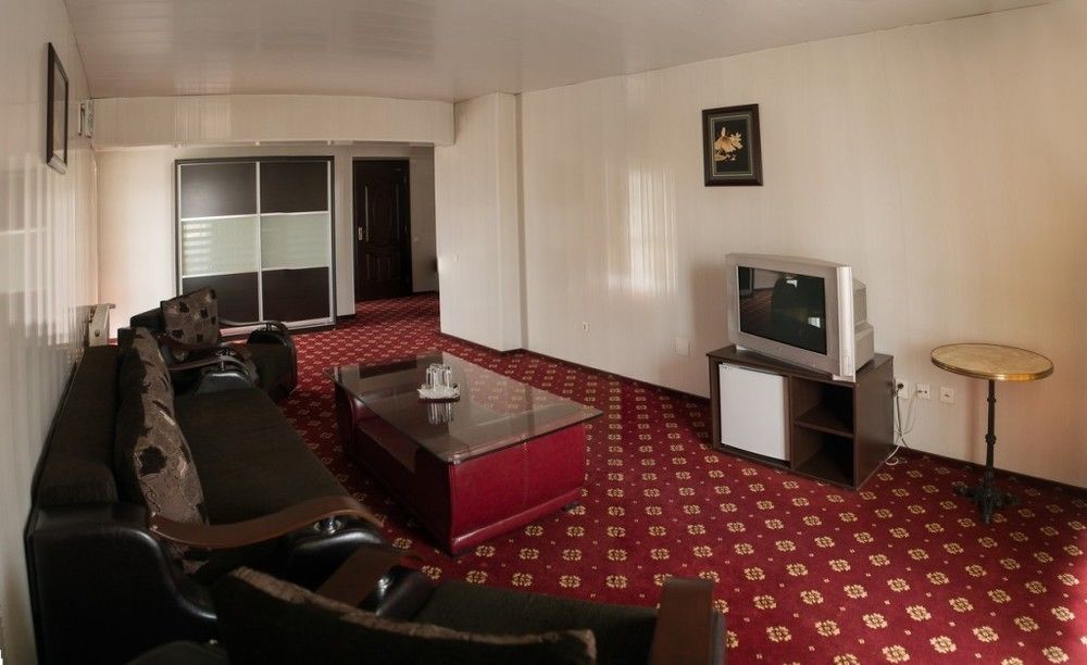 Hotel Regal Брашов Екстериор снимка